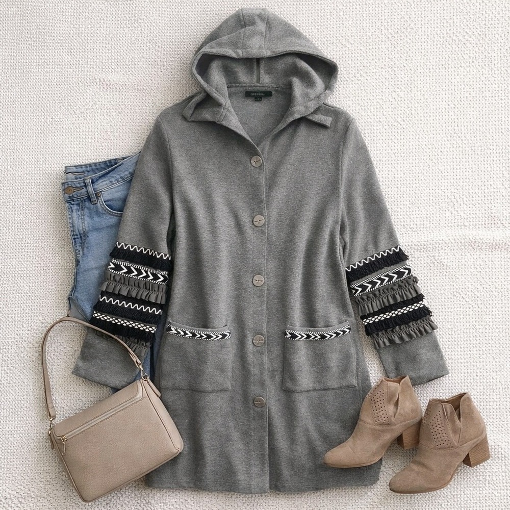 Tricotto Gray Hooded Cardigan Sweater Fringe Ruffle Sleeve Button Front Womens M